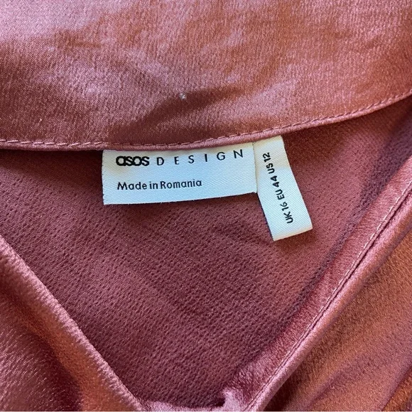 ASOS Size 12 ruched top in a rusty pink - Picture 3 of 3